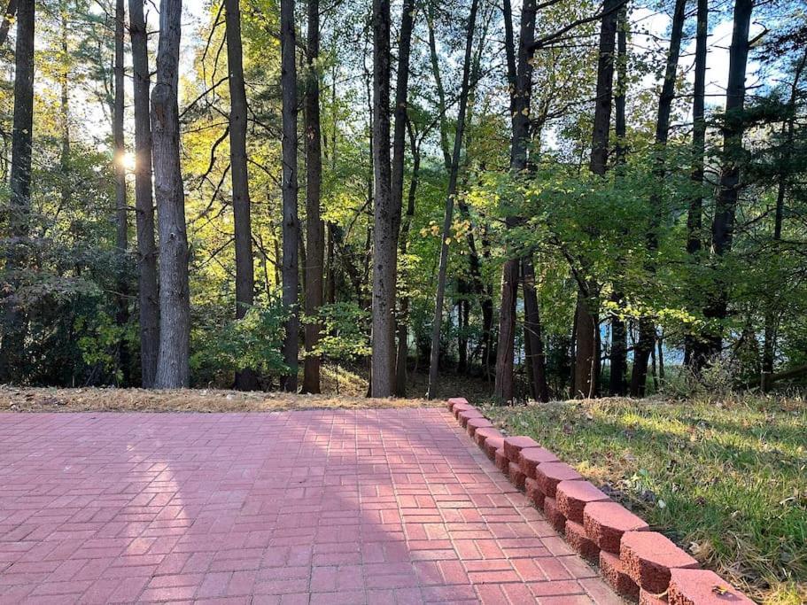 Garden's Grace: Whispers Apartment Silver Spring